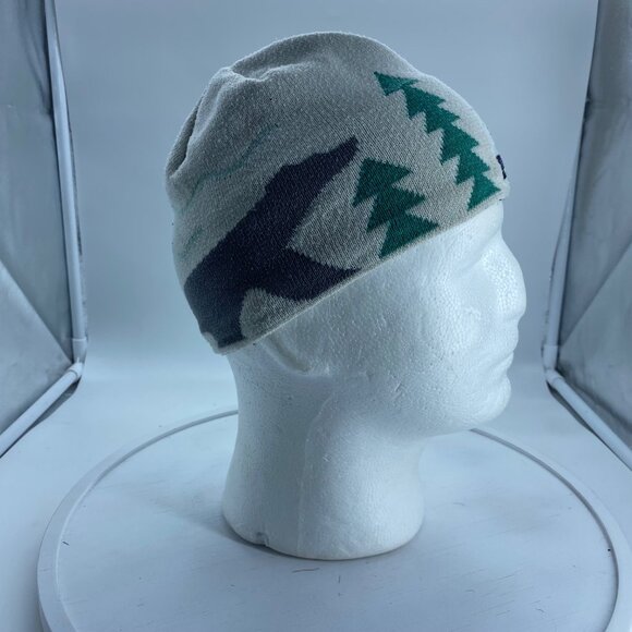 Patagonia Knit Bear Beanie Hat Cap Toque Trees Mountains Design Gorpcore Granola - Picture 2 of 7